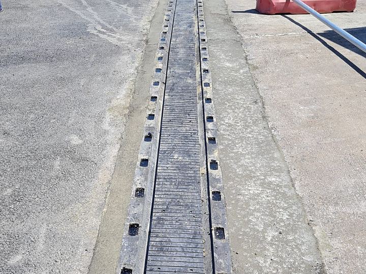 Junta ejecutada sobre estructura en obra