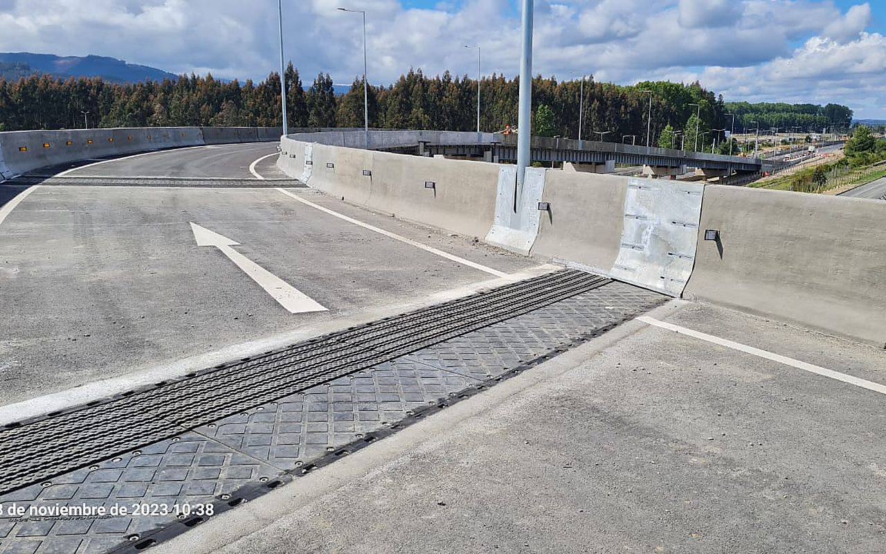 Enlace vial del Proyecto MAPA de Celulosa Arauco con junta de dilatación ejecutada